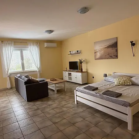 Babic Apartamento Nin